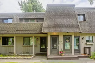 73 Landing Cir, Suffield, CT 06078 - Photo 1