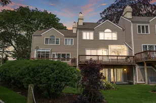 73 Harbour View Pl, Stratford, CT 06615 - Photo 1