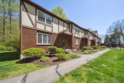 7 Derbyshire #7, Derby, CT 06418 - Photo 1