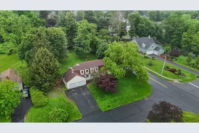 2 Sequoia Drive, Cromwell, CT 06416 - Photo 1