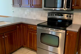 180 Round Hill Rd, Cheshire, CT 06410 - Photo 1