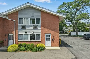 208 Flax Hill Rd, Norwalk, CT 06854 - Photo 1