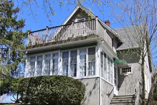 123 Pine St, Greenwich, CT 06830 - Photo 1