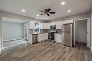 121 Hillview Ave, Waterbury, CT 06704 - Photo 1