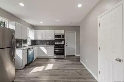 121 Hillview Avenue #D, Waterbury, CT 06704 - Photo 1