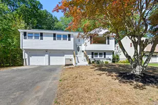 15 Alexander Rd, Bloomfield, CT 06002 - Photo 1