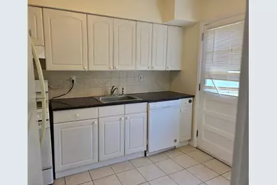 242 Glenbrook Road #B, Stamford, CT 06906 - Photo 1