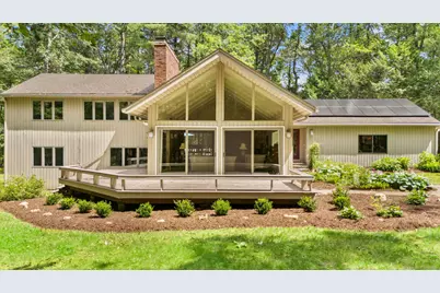 17 Merrywood, Simsbury, CT 06070 - Photo 1