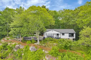 10 Mull Berry Dr, Ledyard, CT 06335 - Photo 1