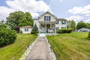 141 Peach Orchard Rd, Waterbury, CT 06706 - Photo 1