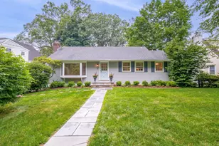 8 Hillcrest Ave, Darien, CT 06820 - Photo 1