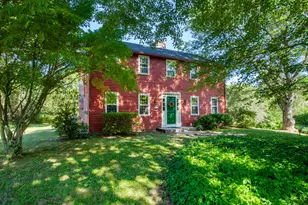 113 Old Farms Rd, Simsbury, CT 06092 - Photo 1