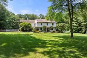 92 Hornbeam Rd, Fairfield, CT 06824 - Photo 1