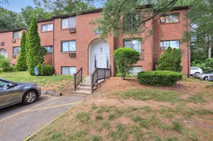 10 Darling St, Southington, CT 06489 - Photo 1