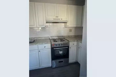 1795 North Avenue #4, Bridgeport, CT 06604 - Photo 1