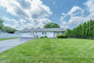 45 Osage Dr, Wallingford, CT 06492 - Photo 1