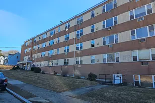 70 Farmington Ave, New London, CT 06320 - Photo 1