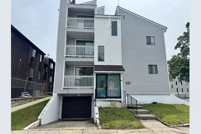 70 Weber Avenue #APT 1B, Bridgeport, CT 06610 - Photo 1