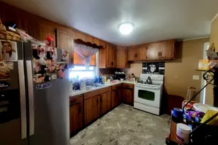 193 Mountain St, Hartford, CT 06106 - Photo 1