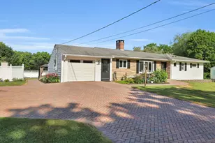 86 Forest View Rd, North Branford, CT 06472 - Photo 1