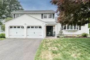 32 Patriot Ln, Newington, CT 06111 - Photo 1