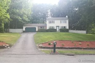 9 Elwood Ln, Norwich, CT 06360 - Photo 1