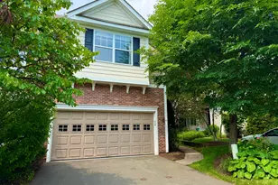 14 Park Pl Cir, West Hartford, CT 06110 - Photo 1