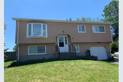 137 Bluebird Drive, Naugatuck, CT 06770 - Photo 1