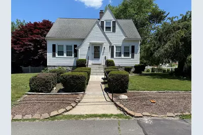 28 Maplerow Avenue, Waterbury, CT 06705 - Photo 1