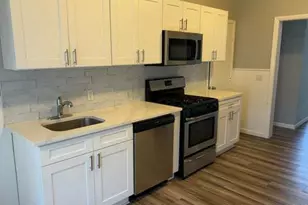 300 Soundview Ave, Fairfield, CT 06825 - Photo 7