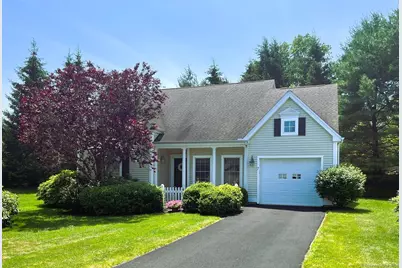 7 Clover Lane #7, Farmington, CT 06032 - Photo 1