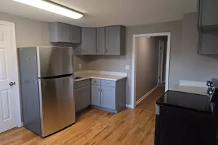 15 Burnham St, Plymouth, CT 06786 - Photo 1