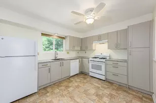 140 Thompson St, East Haven, CT 06513 - Photo 1