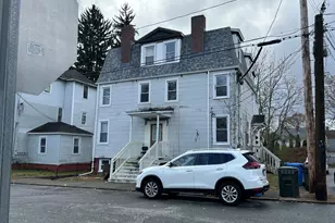 22 Hawthorne St, Norwich, CT 06360 - Photo 1