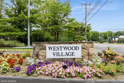 55 Mill Plain Road #19-3, Danbury, CT 06811 - Photo 1