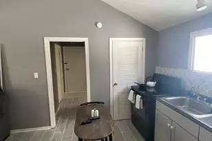 287 South Rd, Farmington, CT 06032 - Photo 1