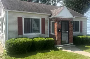 31 Byrneside Ave, Waterbury, CT 06704 - Photo 1