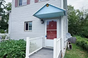 1679 Litchfield Turnpike, Woodbridge, CT 06525 - Photo 1