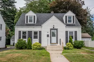 30 Jackson Ave, West Hartford, CT 06110 - Photo 1