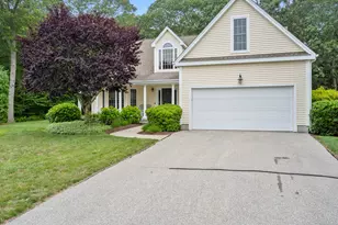 33 Regatta Dr, East Lyme, CT 06357 - Photo 1