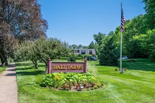 30 Stony Brook Dr, Glastonbury, CT 06033 - Photo 1