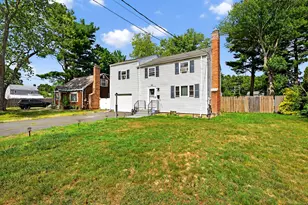 20 Ferncrest Dr, East Hartford, CT 06118 - Photo 1