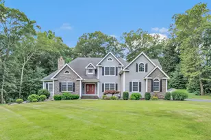 28 Aldo Dr, Woodbridge, CT 06525 - Photo 1