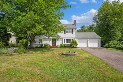 31 Glenwood Drive, Wethersfield, CT 06109 - Photo 1