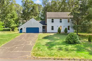 47 Westwood Dr, Vernon, CT 06066 - Photo 1