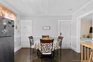 70 Chadwick Ave, Hartford, CT 06106 - Photo 1