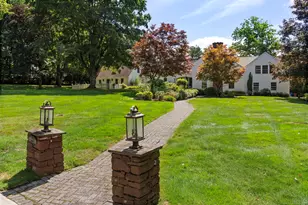 133 Main St, Farmington, CT 06032 - Photo 1