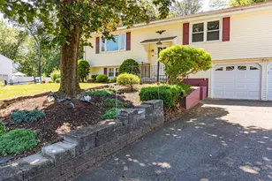 76 Brookview Rd, Windsor, CT 06095 - Photo 1