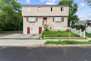 4 Van Buskirk Ave, Stamford, CT 06902 - Photo 1