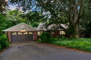 206 Ellwood Rd, Berlin, CT 06037 - Photo 1